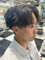 テテ(TETE) 刈り上げ/センターパート/波打ち