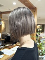 サニー サイド(Sunny Side)&nbsp;グレージュ × ボブ