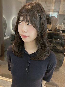 ジーナ 福岡天神(Zina) 韓国風/レイヤーカット/顔周りカット/小顔カット