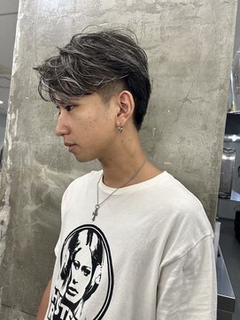 メンズサロン キング 心斎橋店(Men’s salon K!ng) 波巻きツイストスパイラルパーマ/フェザーパーマ/眉毛/メンズ