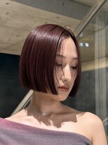 ヲタク(wotaku.)&nbsp;レッドカラーボルドーカラーワインレッドブリーチカラーミニボブ