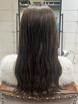 サロン ド ソーホー 蕨(Salon de SOHO) 赤みなしグレージュ【さとう】