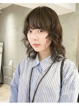 ローレン(LOREN)の写真/"抜け感"と"柔らかさ"［レイヤーカット/ボブ/韓国/縮毛矯正/インナーカラー/酸性ストレート]