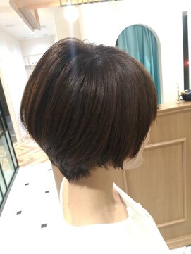 ロンド ブランシュ 錦糸町北口(Lond blanche) 30代40代50代の方にオススメ襟足スッキリボブ☆【副店長　石黒】