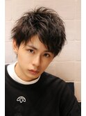 アッシュグレージュ 透明感カラー 束感ショートスパイラルパーマ