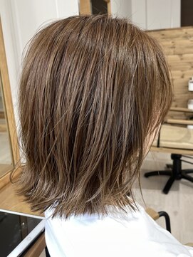 ハロ(Halo) 切りっぱなしボブ