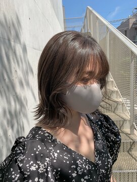 ビーチ(BEACH) レイヤーボブとグレージュカラー♪