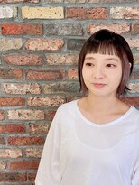 スナッグ(snug) インナーカラー+切りっぱなしボブ