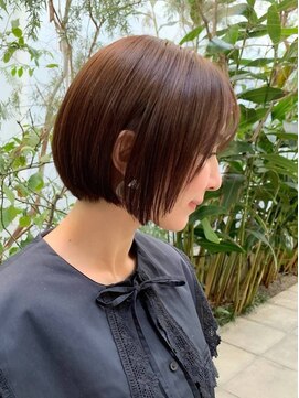 フォンズ(FONS) ナチュラル小顔ミニボブ ラベンダーベージュ 暗め透明感カラー