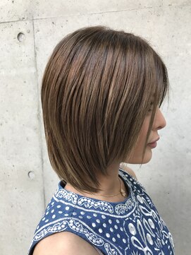ロカ(Roca) レイヤー王道ナチュラルストレート