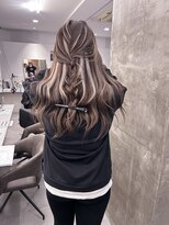 キング 枚方店(K!ng)&nbsp;【枚方、高槻、梅田】ホワイトハイライトケアブリーチ