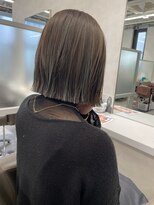 キートス(Kiitos)&nbsp;切りっぱなしボブオリーブベージュボブ