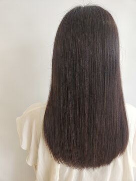 クララ トヨハシ(CLALA Toyohashi) クララ独自酸熱髪質改善トリートメント