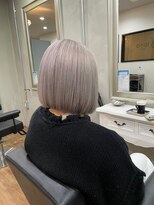 ロナバイソル(lona by SoL) ホワイトアッシュ×切りっぱなしボブ
