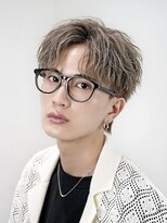 オーシャントーキョー 心斎橋(OCEAN TOKYO WEST)&nbsp;ツイストスパイラル波巻きスパイラルパーマセンターパートウルフ