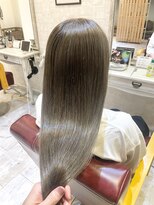 クオリア(Quaria)&nbsp;髪質改善/グレージュ/シルバーベージュ