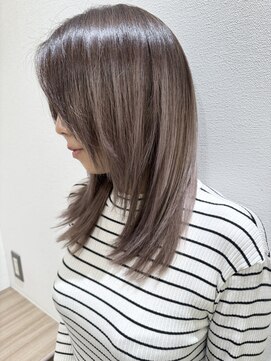 アッシュ 等々力店(Ash) グラデーショングレージュ
