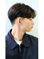 スリーマーク(THREE mark)&nbsp;大人刈り上げセンターパート