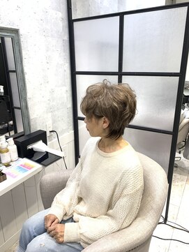 イーズ バイ インス(Yeeee.s by INCE) 白髪ぼかし/白髪改善カラー/ショート/透明感カラー/脱白髪染め