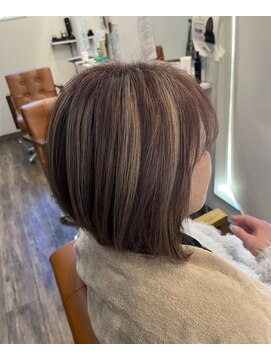 ヘアアンドリラクゼーション ジン(Jinn) ハイライトカラー