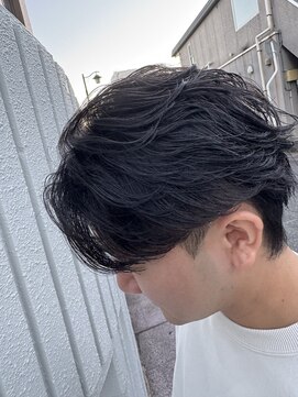 ハイプ 木更津(HYPE) 【フェザーパーマ】刈り上げセンターパート/波巻きパーマ