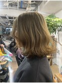 オリーブベージュ/ハイトーン/新宿/ボブ/ダブルカラー/巻き髪