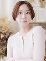 ENOAhair&spabyCOVERHAIR【ショート/白髪染め ぼかし/ヘッドスパ】【10/1開店(予定)】&nbsp;すっきりセンターパートの大人丸みボブ