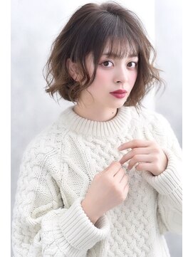 オウル(Owll) ★DISHEL ★大人可愛い耳かけミニマムボブイルミナカラー