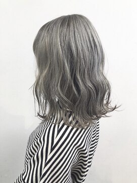 ソース 枚方(SOURCE) 【SOURCE】プラチナシルバーベージュ