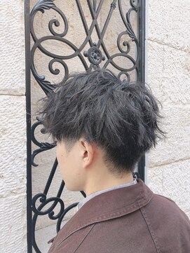 ティンク 横須賀中央(Tink) 刈り上げマッシュ