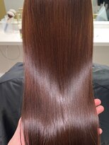 トローノ 栄(TRONO) 髪質改善縮毛矯正　リンゴ幹細胞トリートメント　チェリーレッド