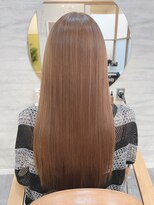 ジーナ 本八幡(Zina)&nbsp;大人かわいい20代30代40代小顔ショコラベージュ　Zina本八幡