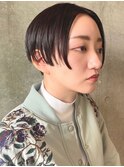ハンサムショート センターパート モード 似合わせカット