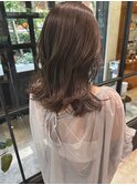 シアベージュカラー