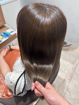 クララ カシハラ(CLALA Kashihara) 艶髪/髪質改善ストレート