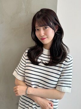 アナ ラーナ(Anna Lanna) 流れる顔まわりとナチュラルなブラウングレージュ【奥村北斗】