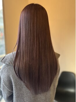 【高円寺駅徒歩3分】ブリーチ毛でもOK◎一人ひとりの髪の状態を見て施術する傷みにくい縮毛矯正は946へ！