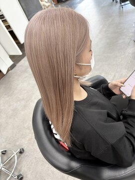 ガルボヘアー 桟橋店(garbo hair) ハイミルクティーベージュ ブリーチ3回 透明感カラー