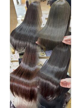 シルクレイ 新宿店(Silk-lei) 艶×トレンドカラー