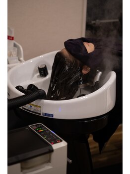 美容室 メゾン ユーガ(Maison Yuga)の写真/JETCUBE・泡活泉ヘッドスパで極上体験！マイクロスコープで頭皮をチェック理想の頭皮へ☆