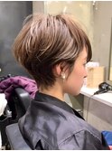 分け目無しショートヘア/前髪あり/30代/40代/50代
