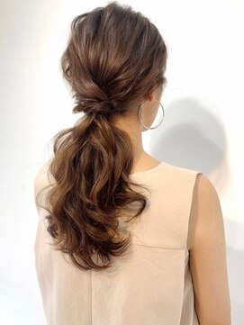 アメリ(AMELIE) ナチュラルローポニー