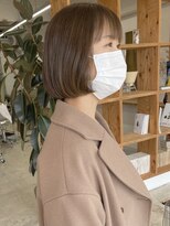 ヤエ(yae)&nbsp;アッシュベージュのボブ