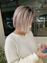 メリー オオサカ(Merly Osaka)&nbsp;根本だけ少し暗めで放置できるカラー_white white pink_