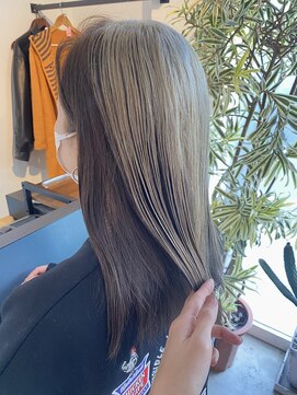 リタ(Rita) アンブレラカラー×グレージュ