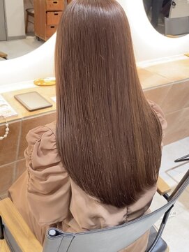 ネオリーブ チロル 横浜西口店(Neolive CiroL.) 艶髪レイヤーロング サラ艶ピンクベージュ