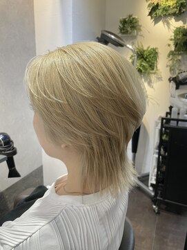 エイル 西梅田(eyl) ブリーチ2回～ パールベージュ☆ 中川将史