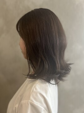 ロビンソン(Robinson) アッシュグレージュ