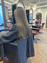 ウニレ バイ センス(unire by sense)&nbsp;【ブリーチ無しWカラー】出来るだけ痛めない様に透明感ベージュ