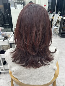 ビューナゴヤ 名駅(VIEW NAGOYA) レイヤーカット/外ハネレイヤー/くびれヘア/似合わせカット